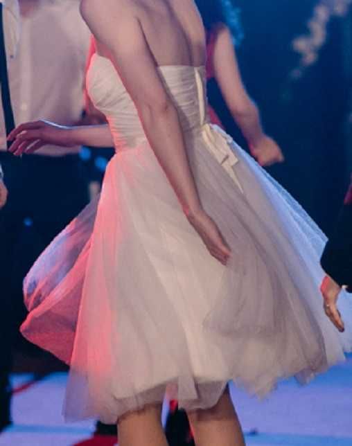 Rochii albe pentru evenimente speciale