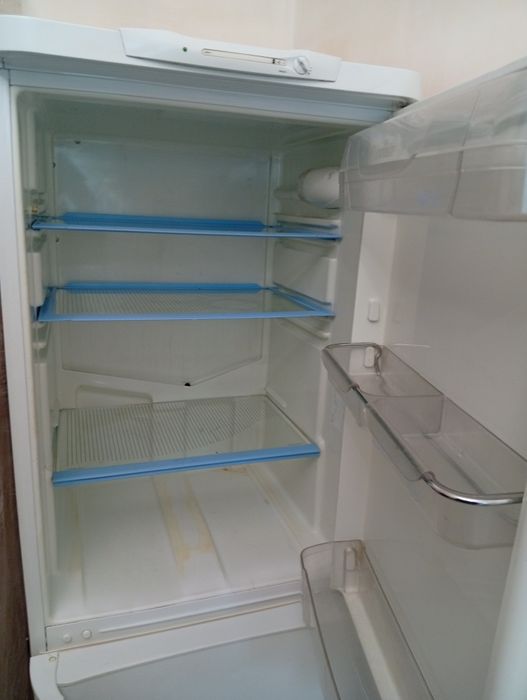 Холодильник Indesit б/у
