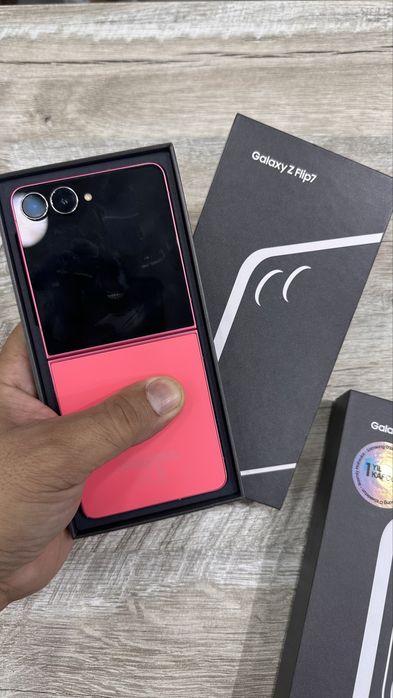 galaxy z flip 7 12/256gb  Dual sim Vietnam