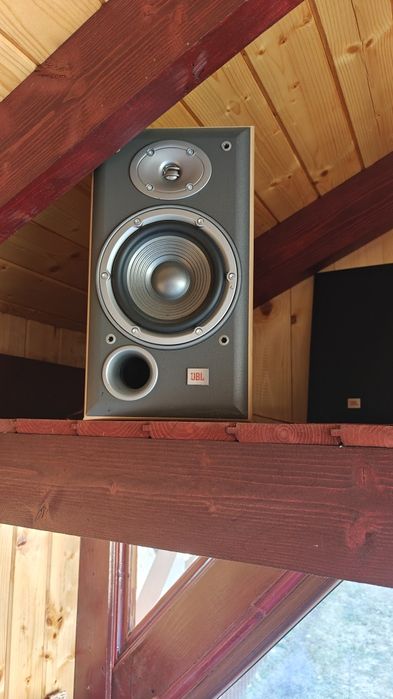 4 boxe jbl E30 series+ statie Yamaha