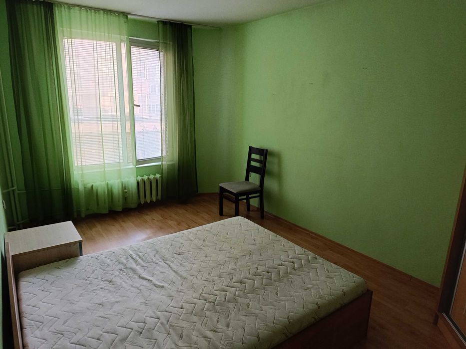 Дава се под наем Тристаен апартамент в София, Стрелбище - 102 кв.м за 650 € - Снимка #1