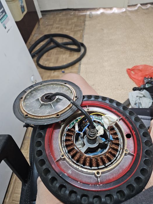 Части за скутер 36 волта 350 вата не работещ мотор