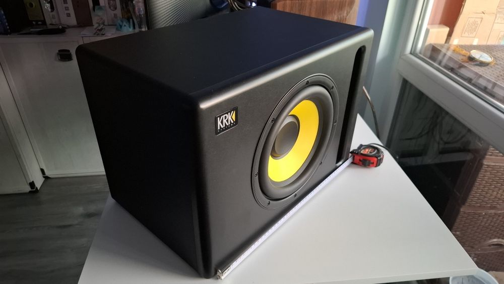 Субуфер студиен krk s10.4