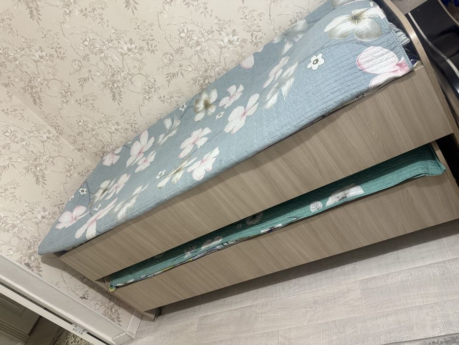 Продам кровать раздвижная