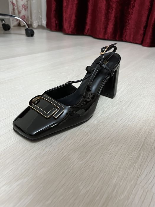 Туфли Zara новые 41 размер