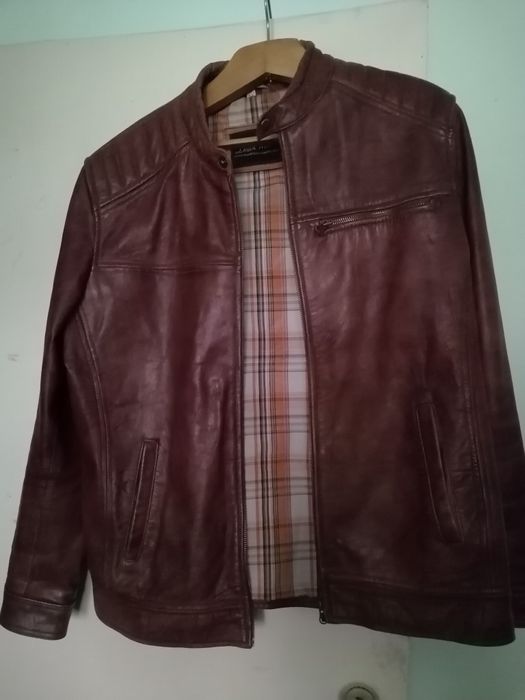 Продам кожаные куртки .