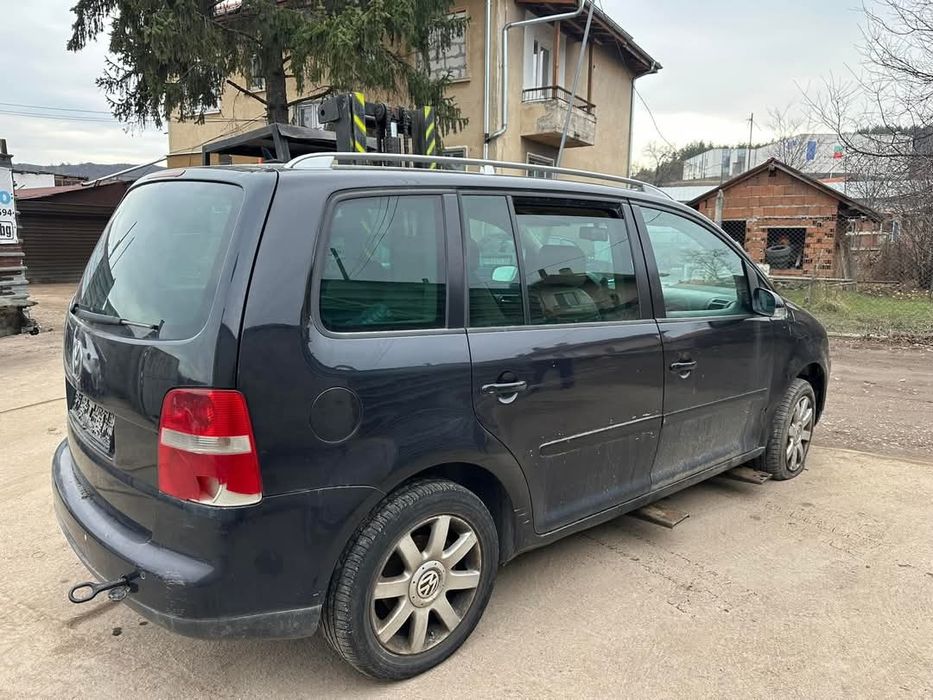 Vw Touran 2.0TDI BKD DSG на части