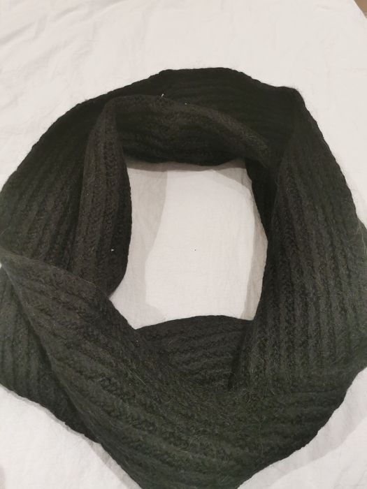 Дамски вълнени топли шалове