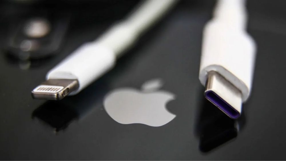 Обменяю оригинальный кабель от iPhone на кабель (iPhone 15)