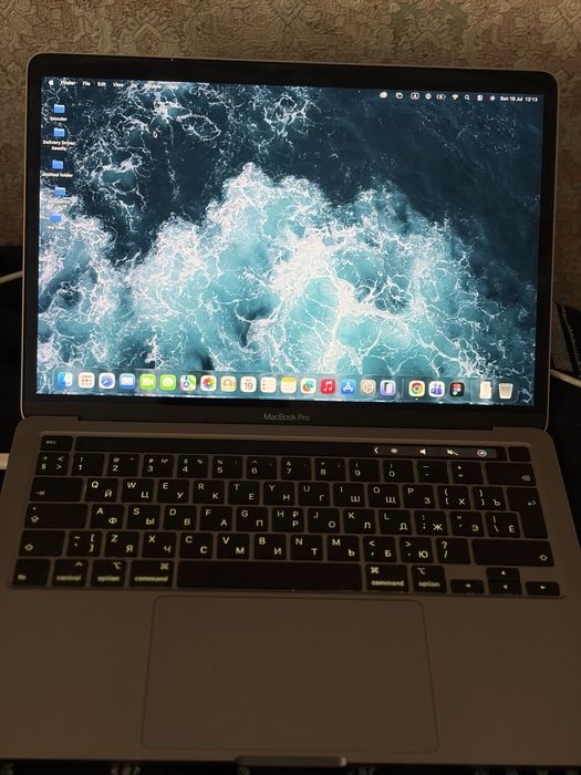 Macbook pro 13-inch,2020