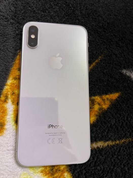 Vand iphone xs alb
