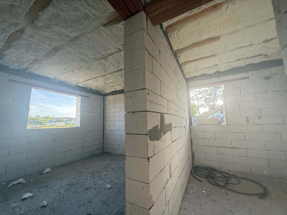 ⸻  Spumă poliuretanică celulă închisă/deschisă/polyuree!