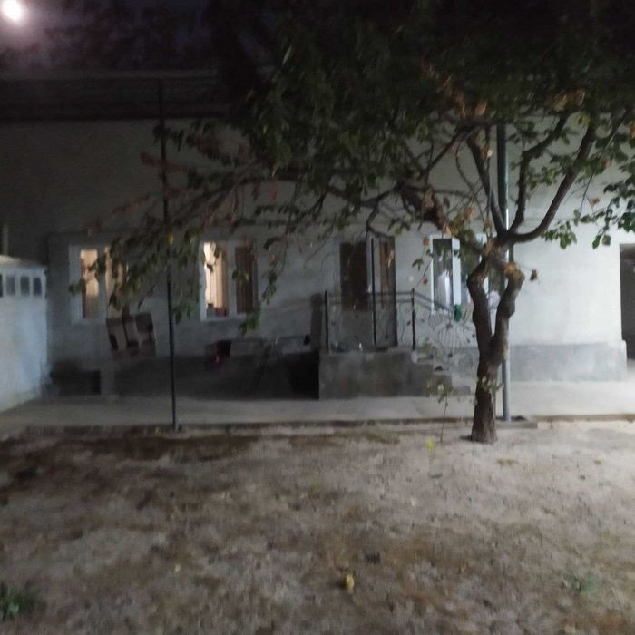 Улица Юсуфа Саккокий 3,8сот, 6 комн, фасад 15метров