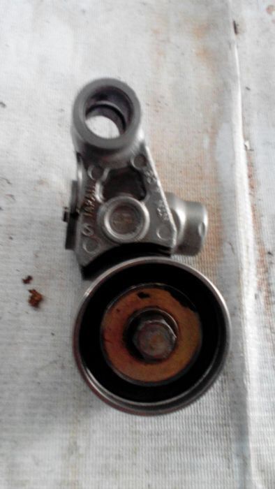 Разные запчасти на Субару.