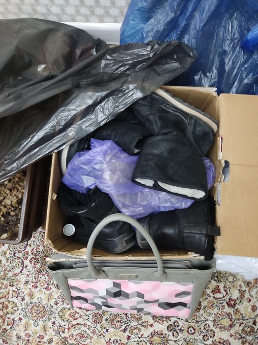 Отдам даром вещи