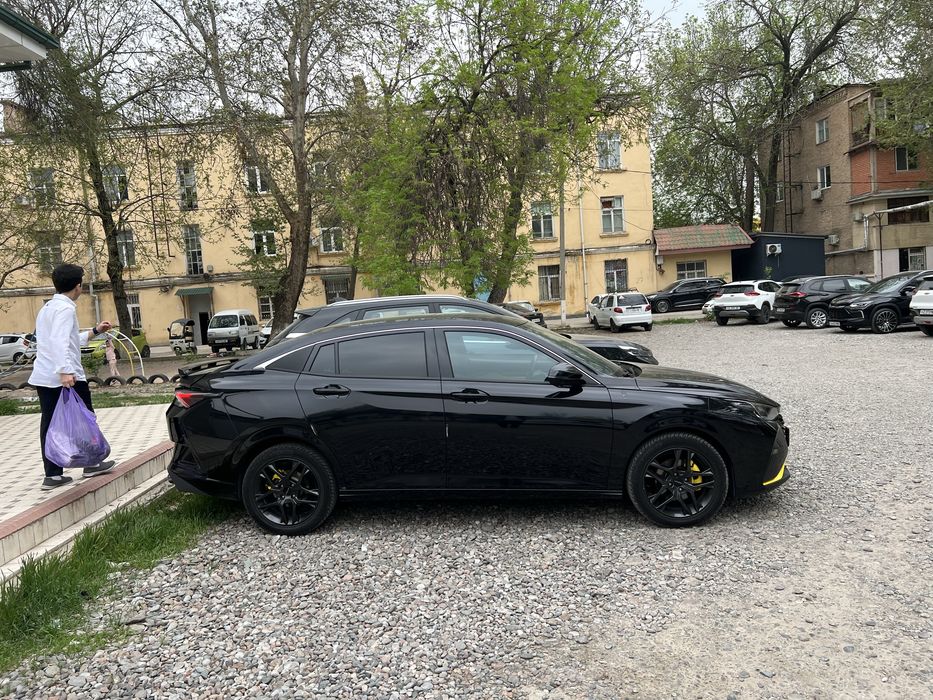 Срочна Сотилади Спорт кар