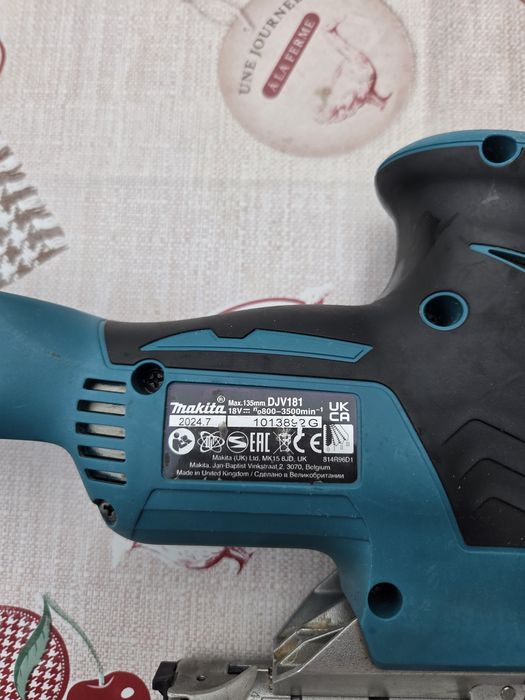 Акумулаторен прободен трион MAKITA DJV181