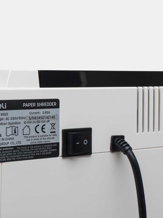 Уничтожитель бумаг Deli 9952 Original 23л 9,3кг