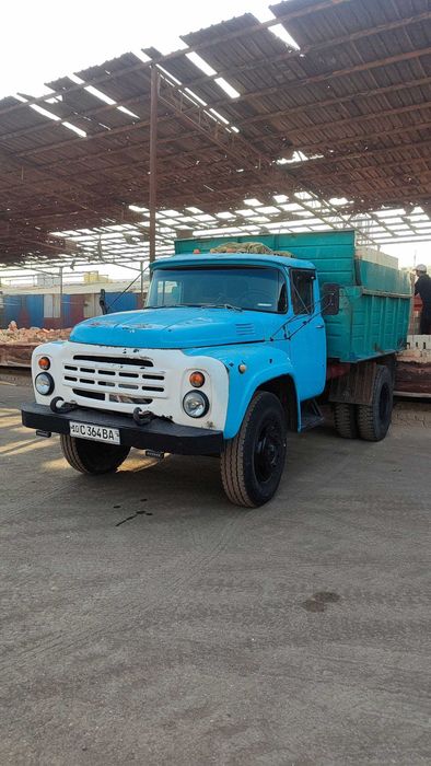 Зил сотилади срочно