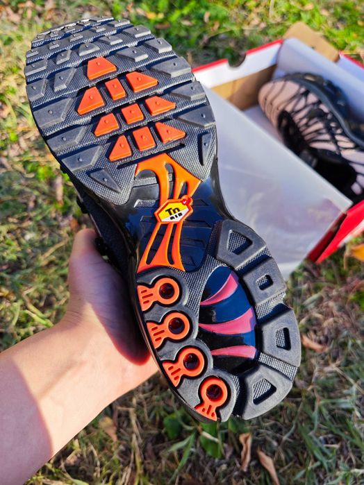 Air Max Plus Utility TN Crem-Negru/Mărime 43