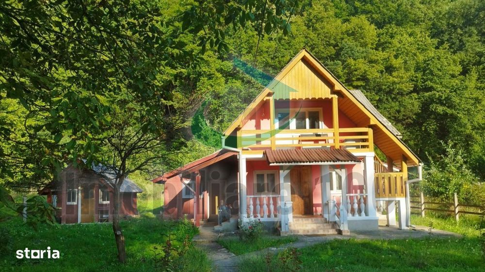 Casuta din Povesti, Baita, 1332 mp teren, la liziera padurii