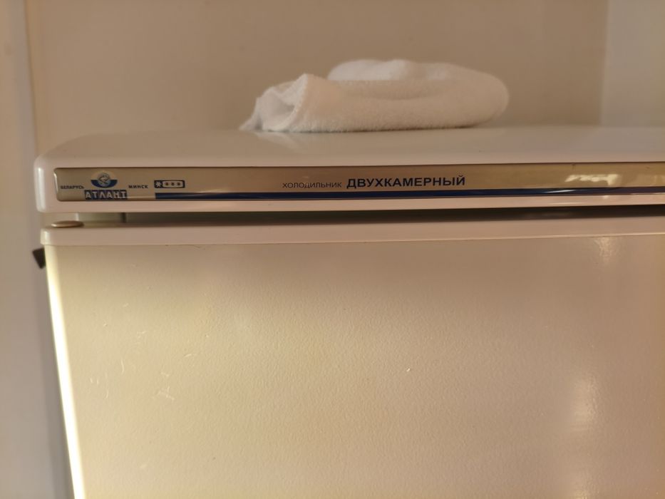 Холодильник Атлант рабочий