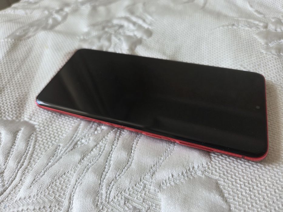 Продам Samsung S20