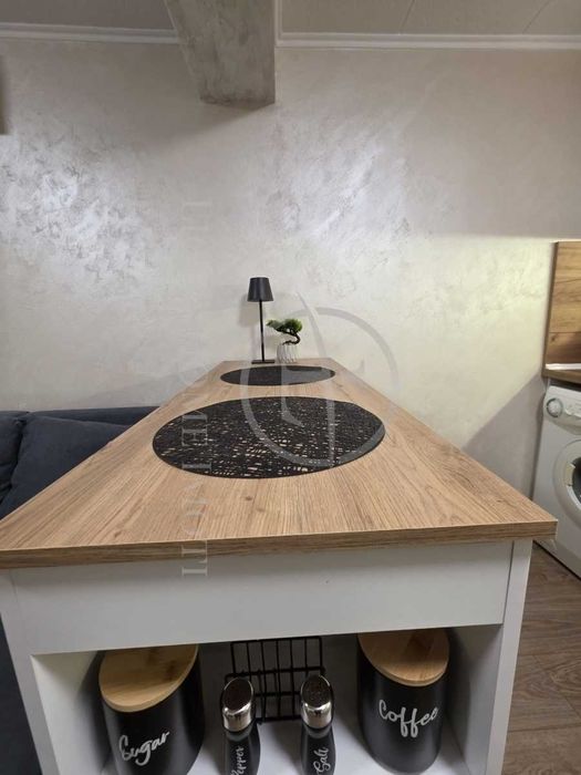 Продава се Едностаен апартамент в Пловдив, Център - 28 кв.м за 1203 €/кв.м - Снимка #6