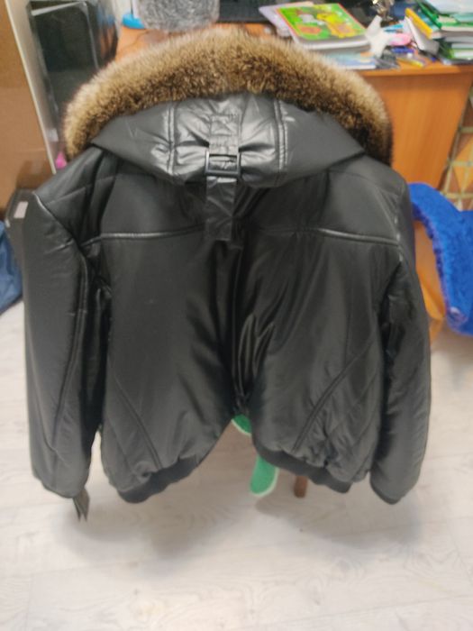 Классная красивая куртка.