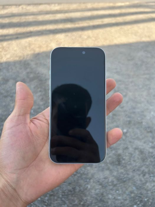iPhone 15 с коробкой