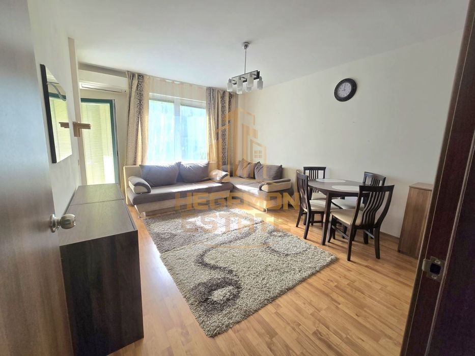 2-стаен в Варна, област-к.к. Св.Св. Константин и Елена площ 70 цена 1