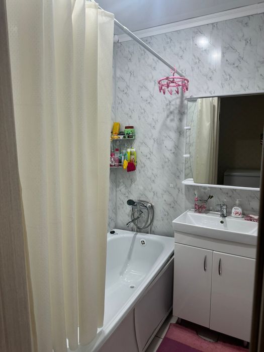 Продам 2к квартиру р-н Береке 5/5