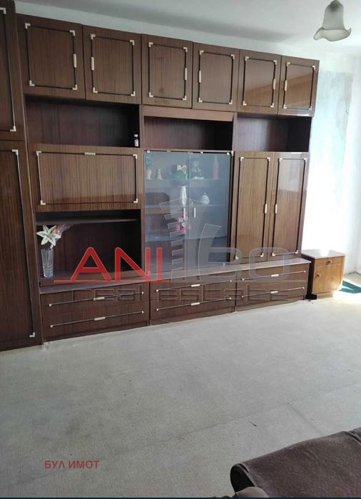 Продава се Четиристаен апартамент в Варна, Цветен квартал - 80 кв.м за 1083 €/кв.м - Снимка #1
