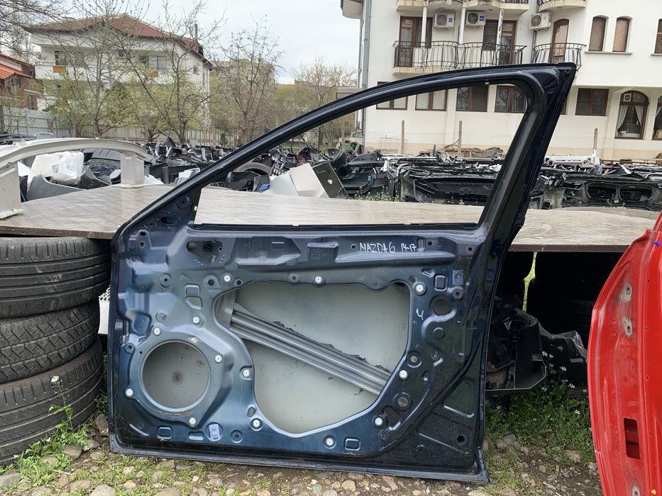 Врата Mazda 6