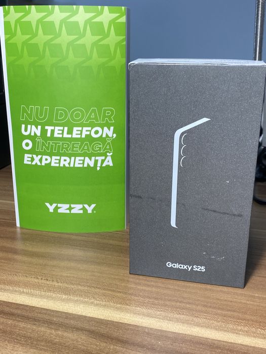 Samsung Galaxy s25 • 256 GB • Blueblack