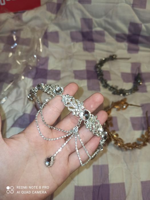 Диадема учаласини 100 мингга сотаман