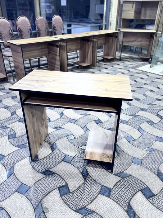 Парта стол компютер учун