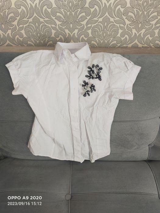 Рюкзак ранец и рубашки в школу