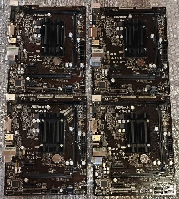 Материнская плата ASRock Q1900M