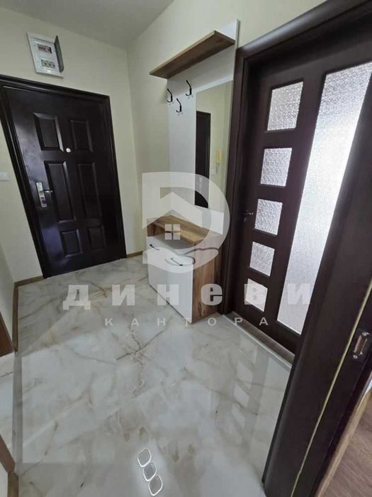 Продава се Тристаен апартамент в Стара Загора, Кольо Ганчев - 178 кв.м за 481 €/кв.м - Снимка #11