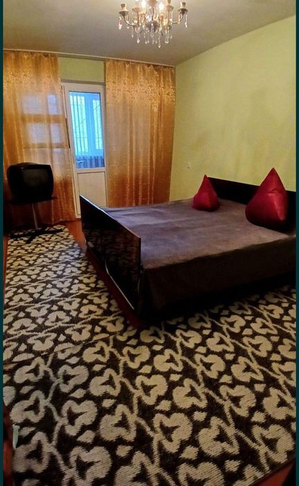 В аренду 2-х комн.кв. 12 мкрн