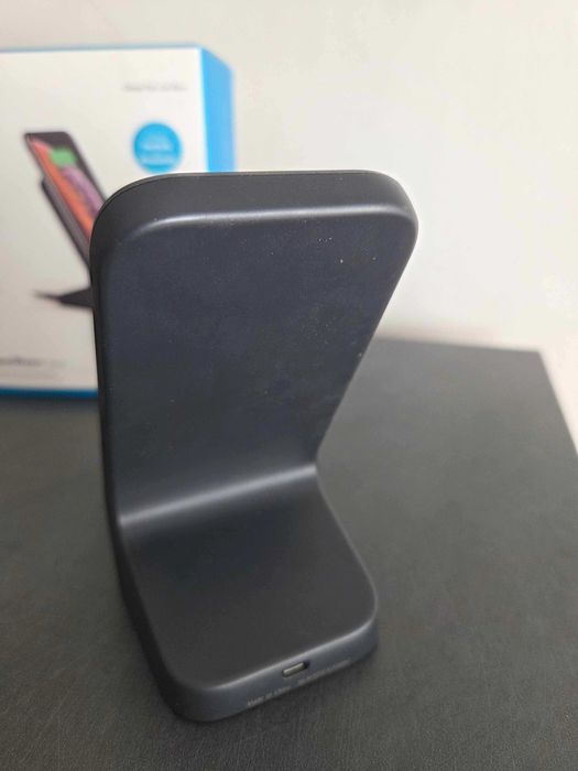 Wireless Anker Powerwave+ & Stand Black Model A2526