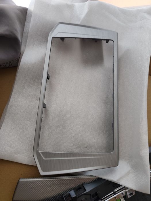 Rama display 8" MIB2 VW Passat B8 / B8.5 / Arteon – Silver – OEM 3GD 858 069 B