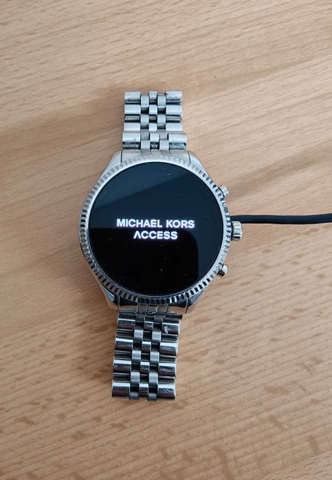 Michael Kors Lexington 2, Wear OS смарт часовник