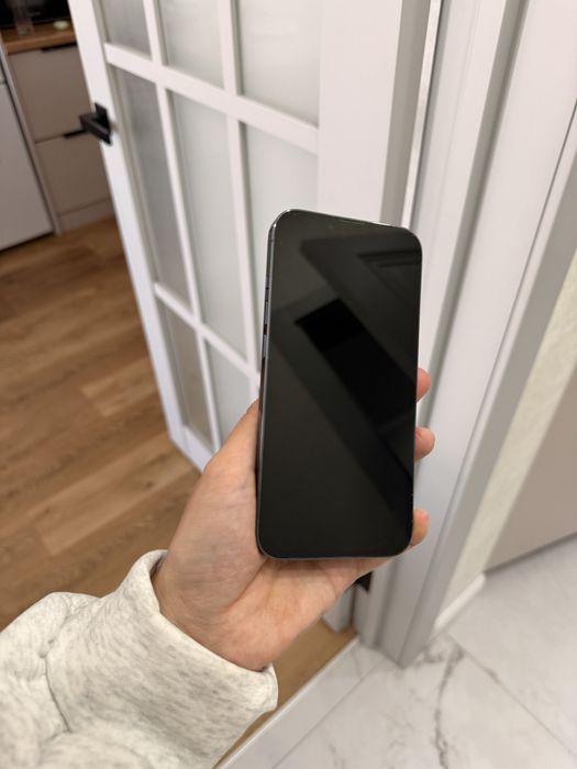 Iphone 13 pro бу. Астана.