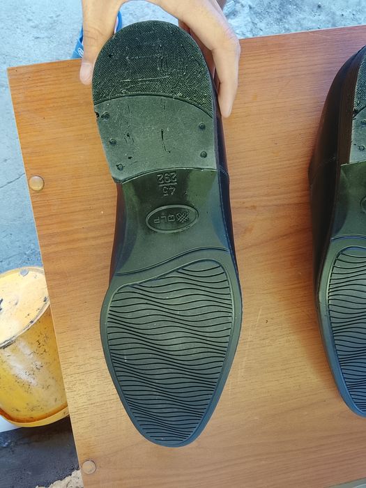 Продам летние туфли