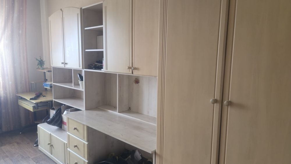 Продам стенку 30000