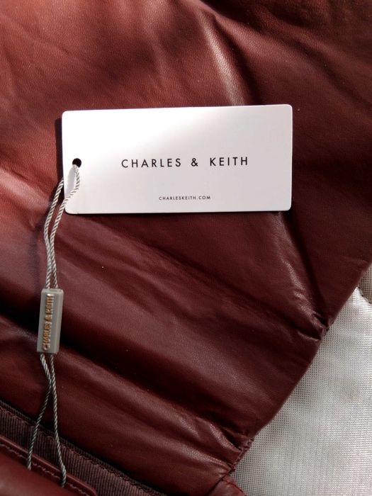 Дамска чанта Charles & Keith