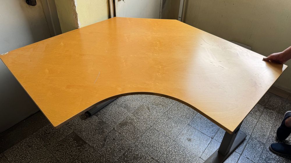 Ъглово офис бюро Kinnarps