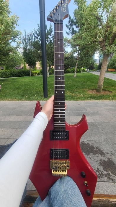 Гитара B.C.Rich + комбо усилитель VOX 15вт